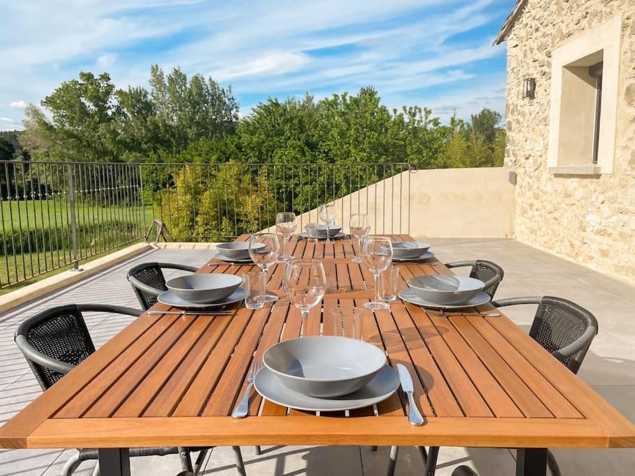 Appartement Dans Un Mas Provencal Allan Extérieur photo